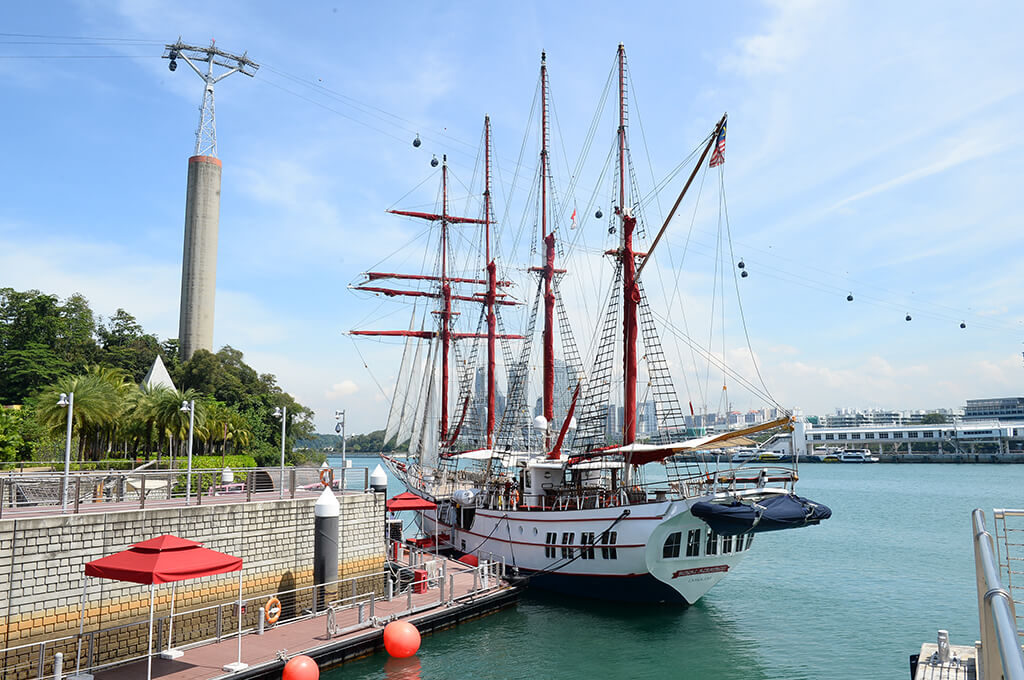 Alongside at Resorts World Sentosa Royal Albatross