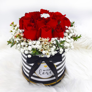 ROSES IN BOX GIFT