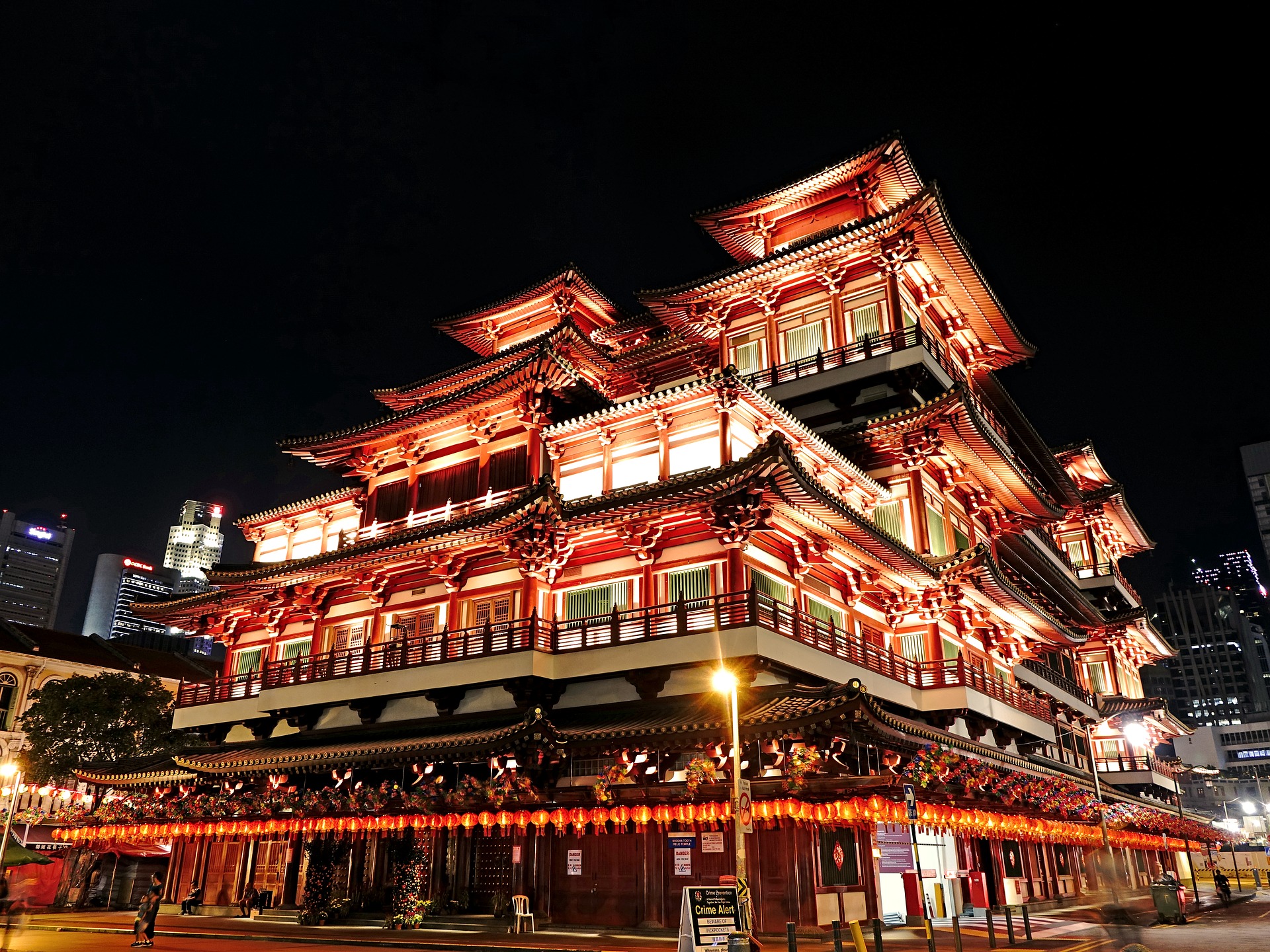 Buddha Tooth Relic Temple