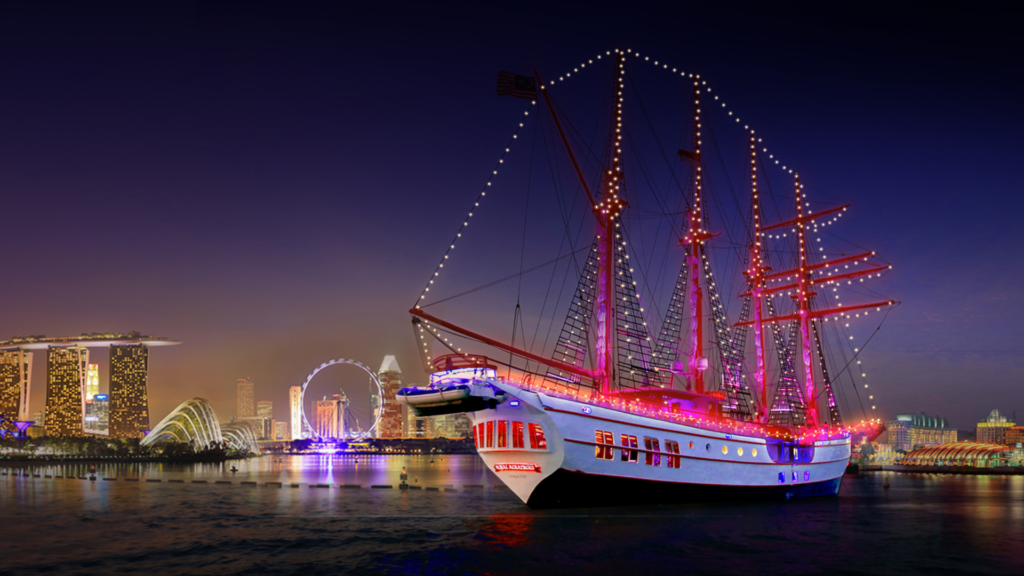 Royal Albatross: The Most Romantic Singapore Candle Light Dinner at Sea