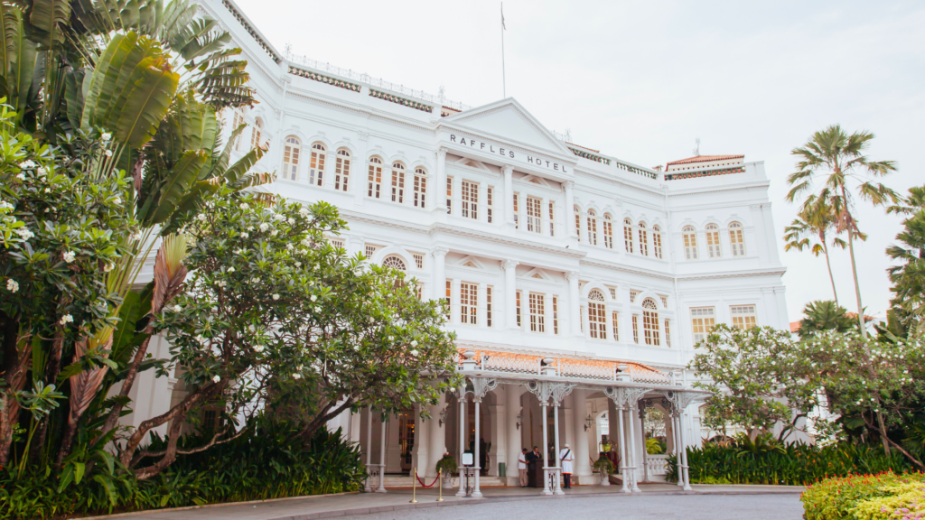 Place to Go in Singapore - Raffles Hotel