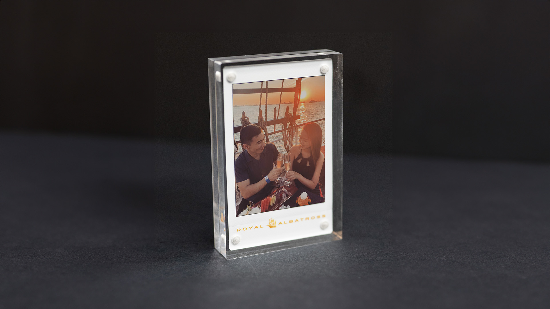 5 Best Valentine's Day Gifts for Her 2025_4