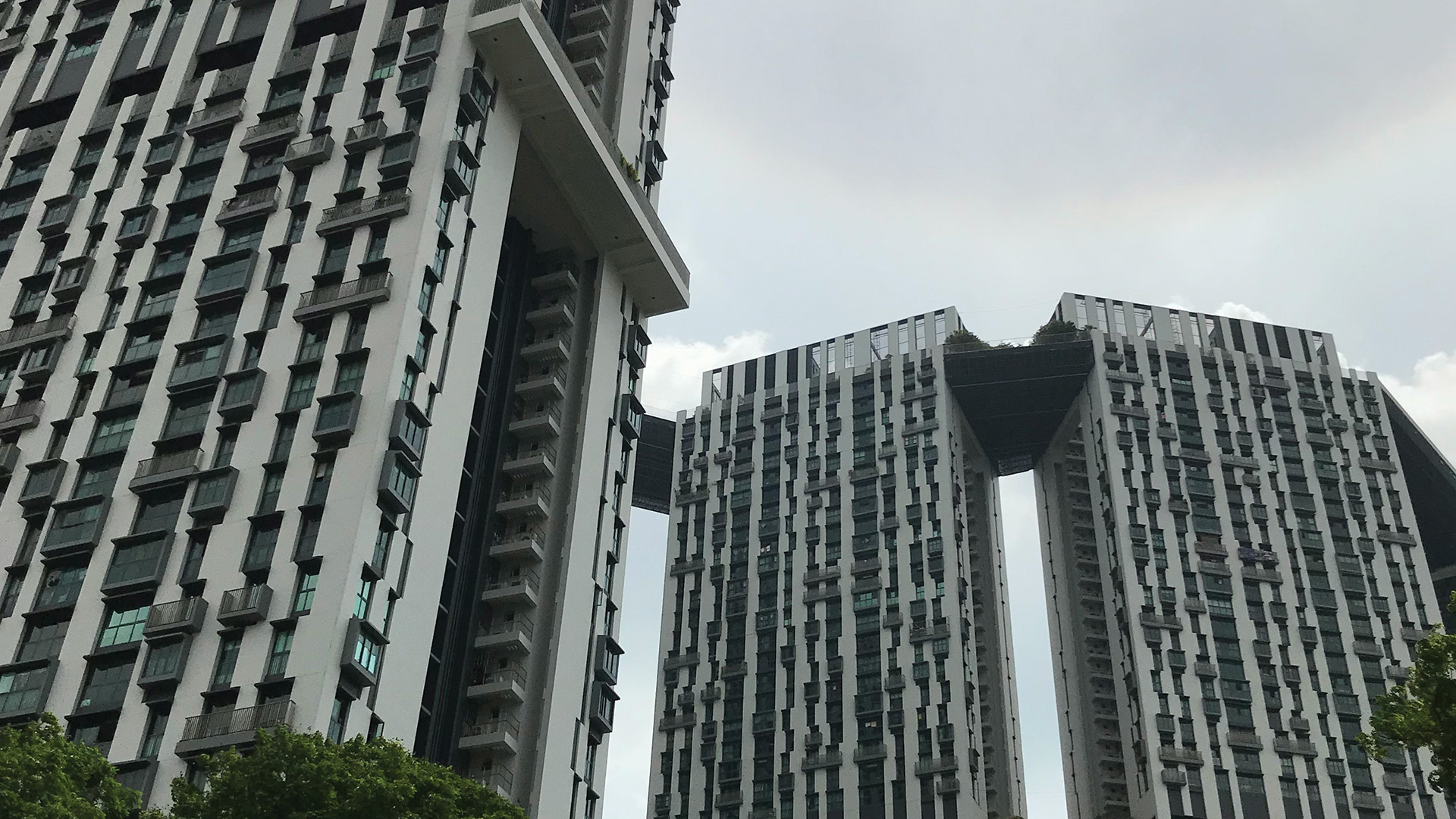 Where to Experience the Most Beautiful Sunsets in Singapore 2025
