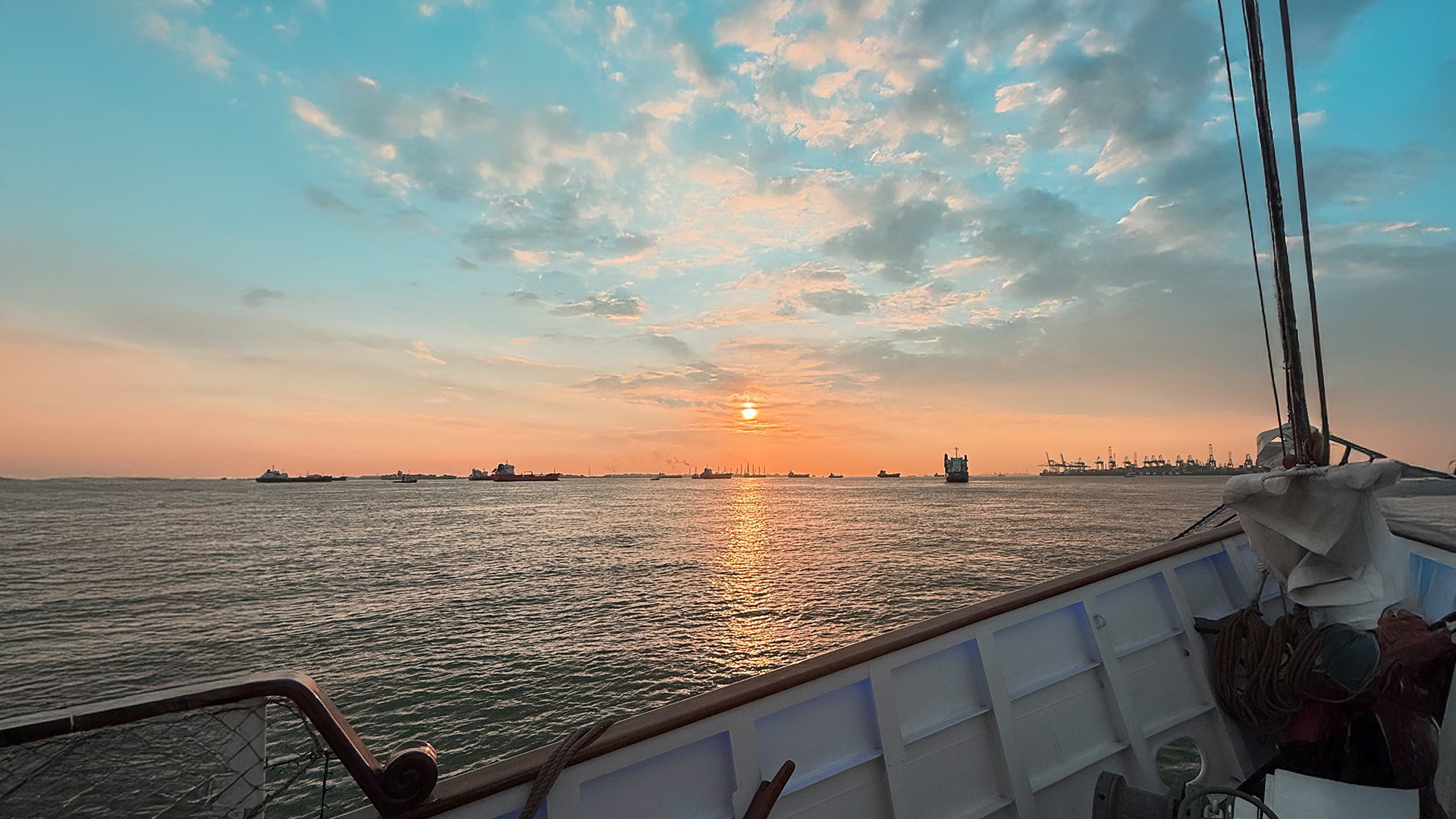 Where to Experience the Most Beautiful Sunsets in Singapore 2025